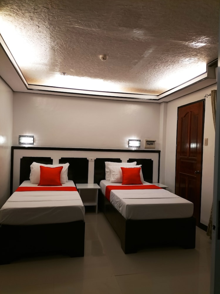 Orange Pearl Beach Resort 56/81