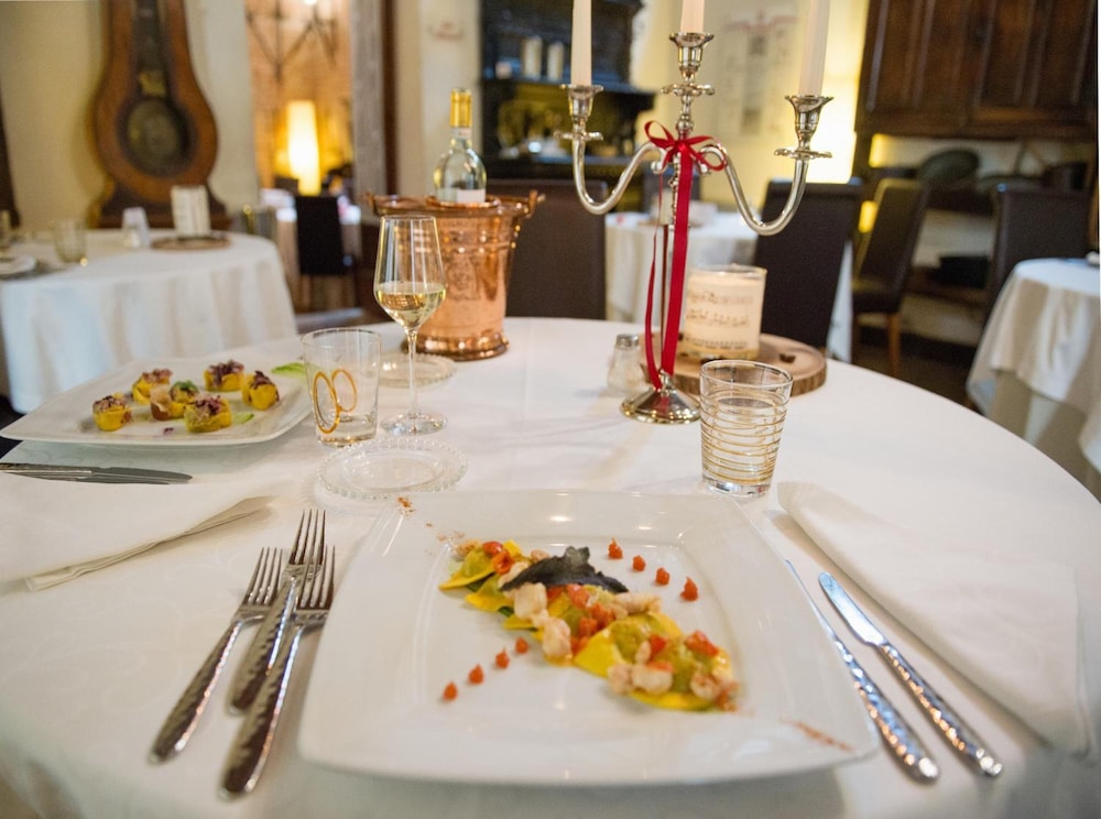 Relais Castello Bevilacqua 31/50