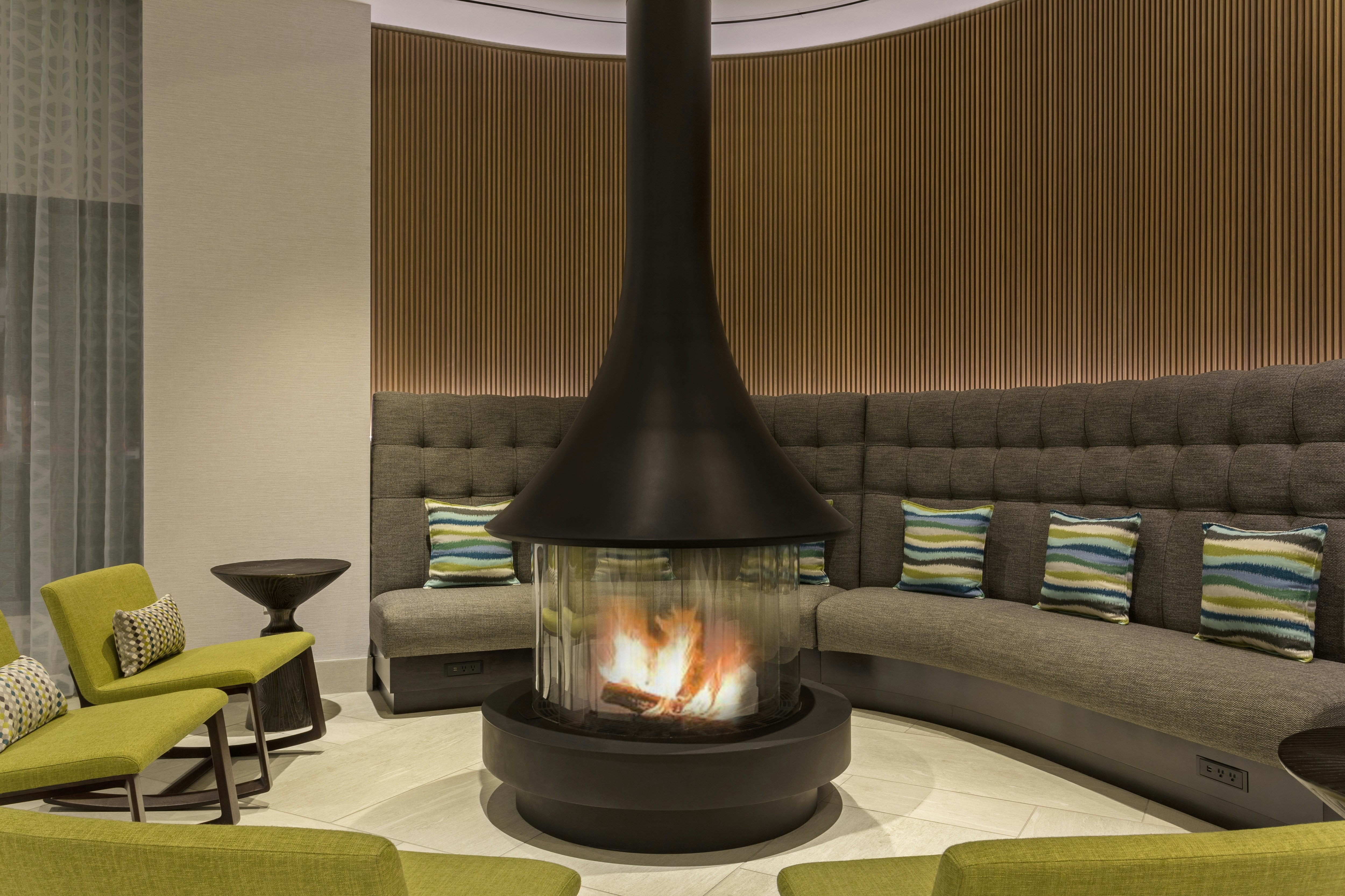 Hilton Garden Inn Boston Brookline Ma 32/57