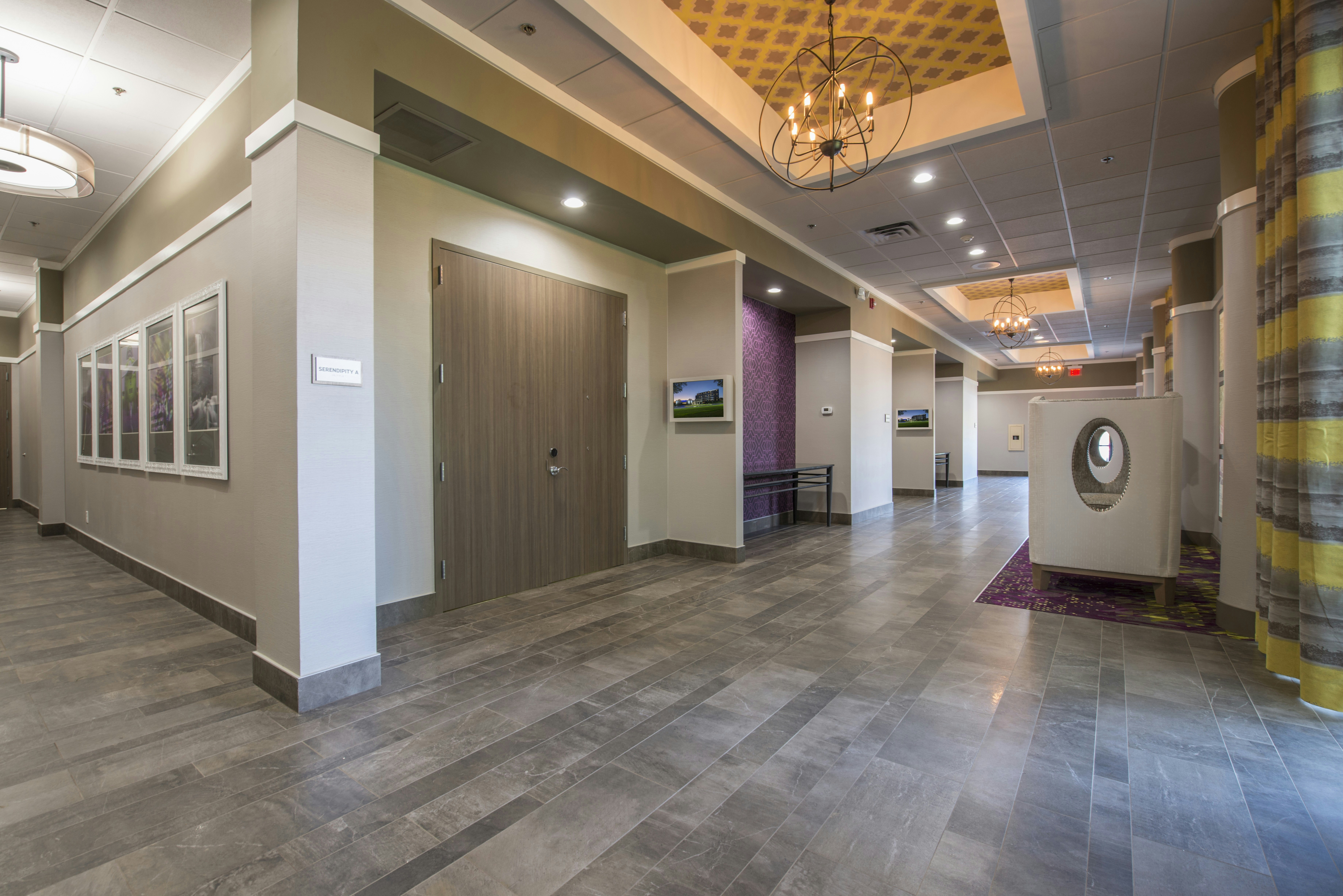 Doubletree By Hilton Hotel Winston Salem - University 15/55