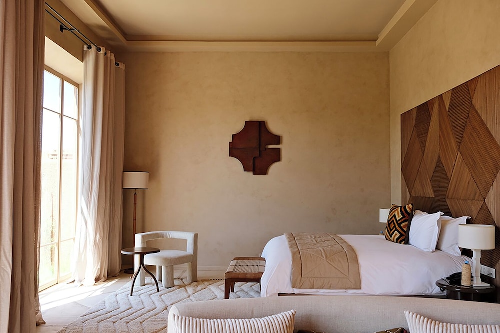 Domaine des Remparts Hotel and Spa 25/60