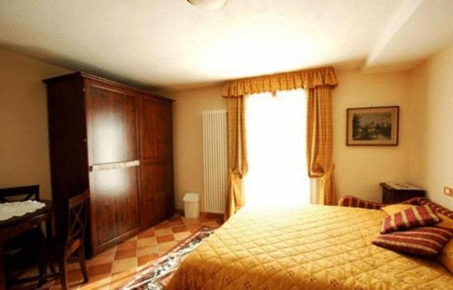 جناح، Hotel Lac Bleu 4/5