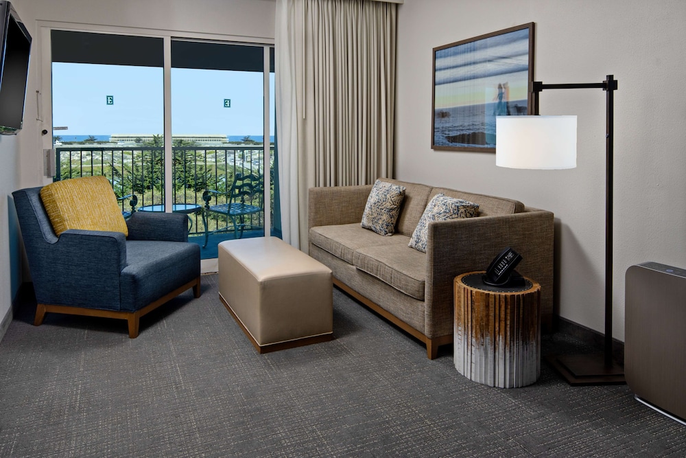 Embassy Suites by Hilton Monterey Bay Seaside 38/65