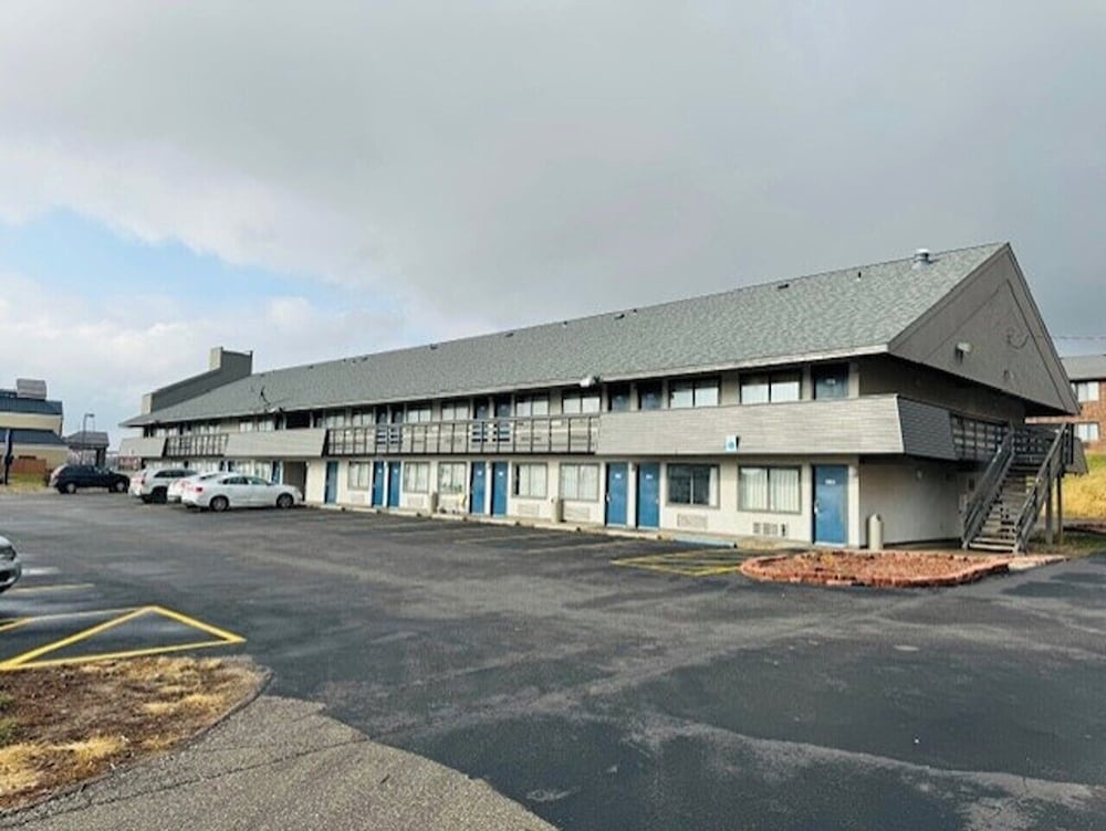Motel6 Cedar Rapids, IA 20/25