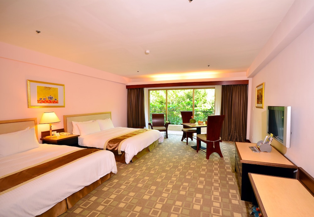 Howard Beach Resort Kenting 18/70