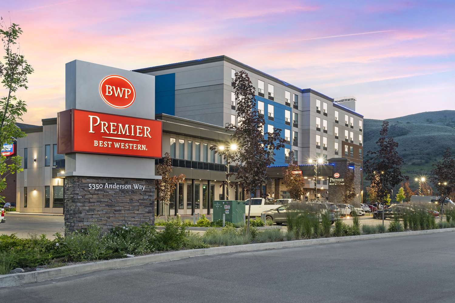 Best Western Premier Route 97 Vernon 2/47