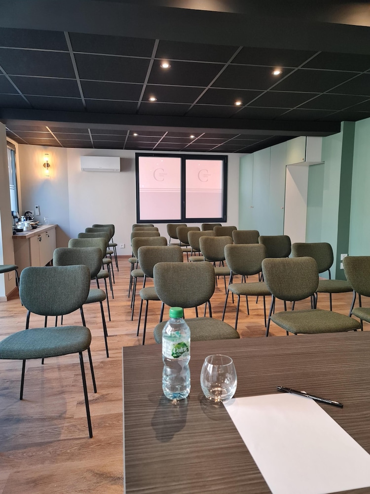 Le C Boutique Hôtel 67/75