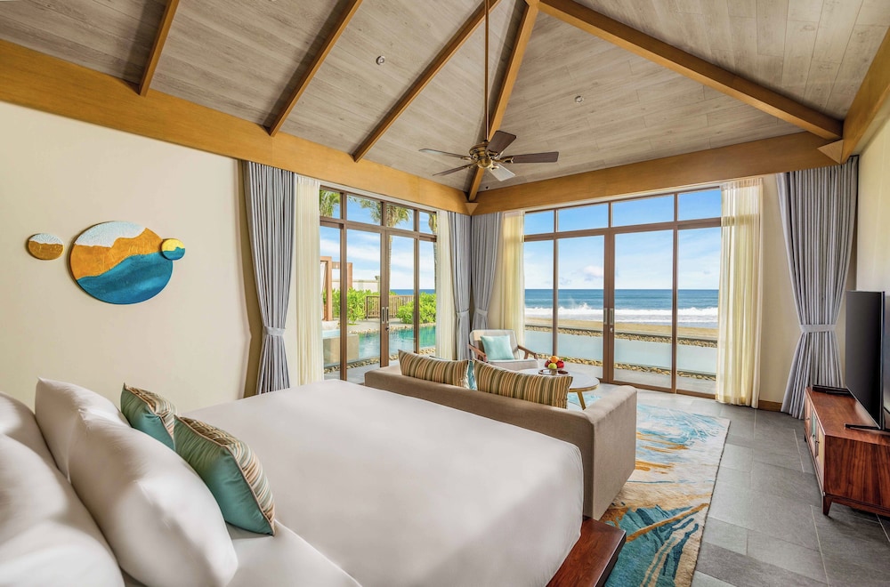 Fusion Resort and Villas Da Nang 16/50