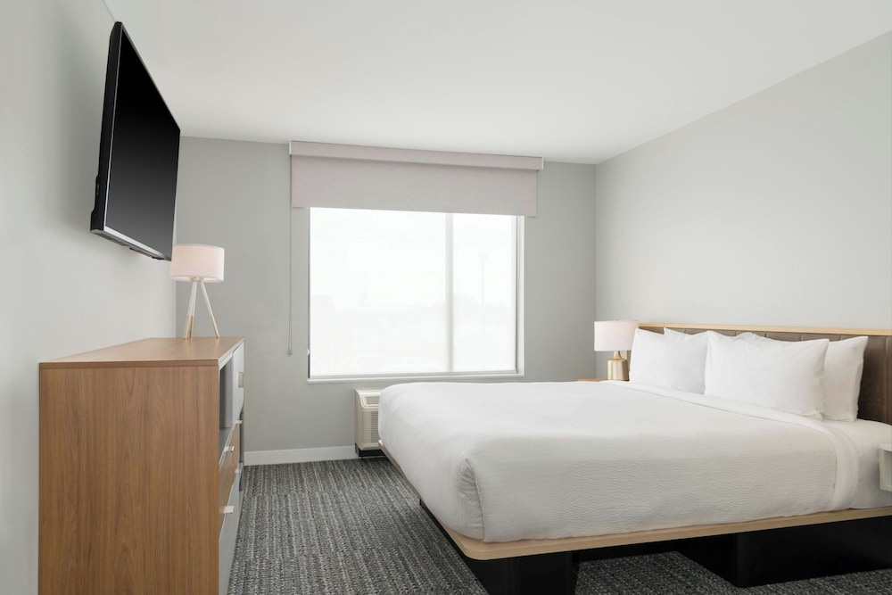 Towneplace Suites By Marriott Norfolk 5/35