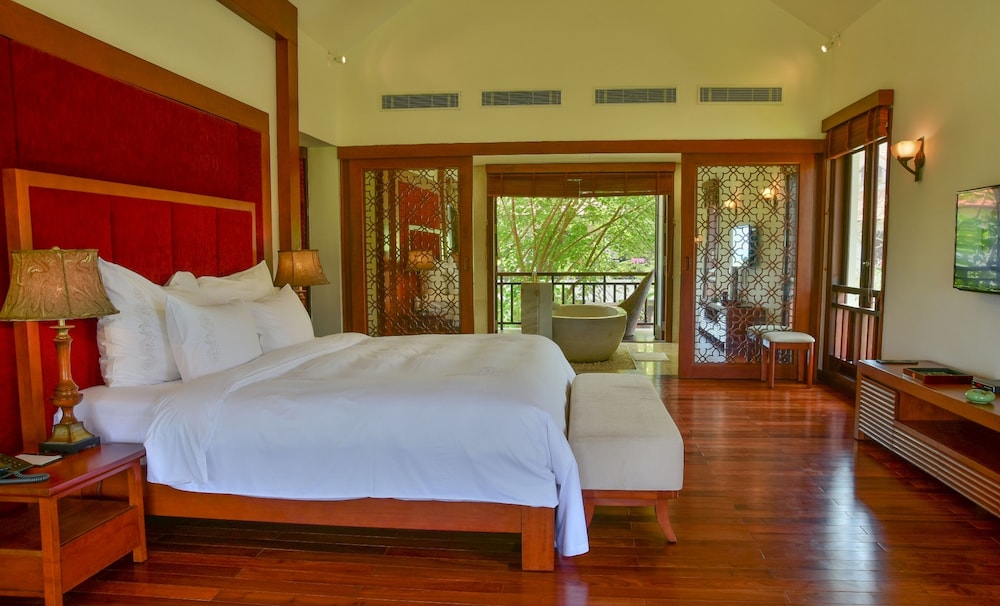 Furama Villas Da Nang 32/75