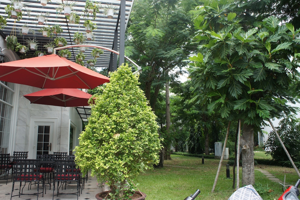 Hotel L Odeon Phu My Hung 39/46