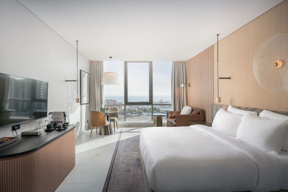 SUPERIOR, KING BED, SEA VIEW