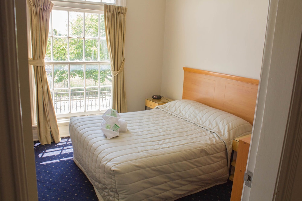 Gardners Inn Hotel 8/53