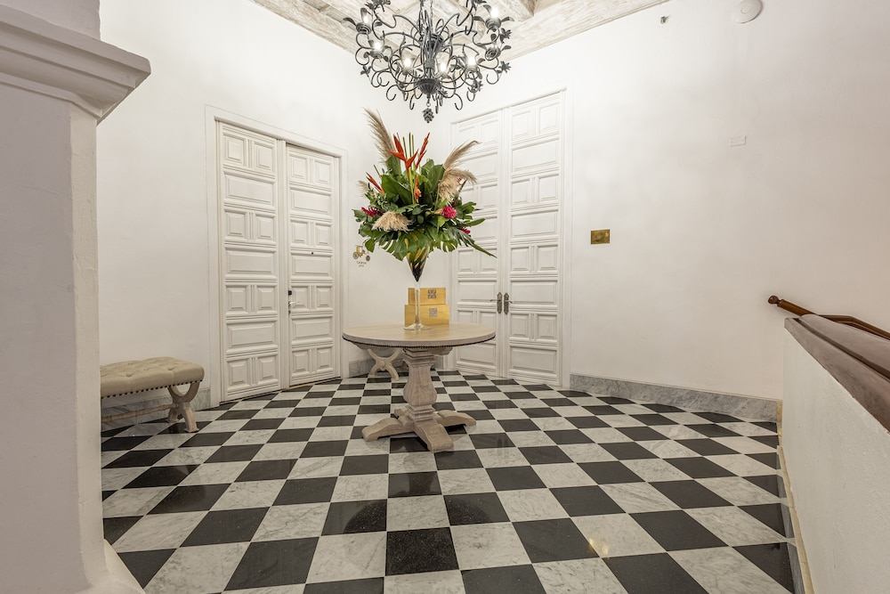 Hotel Casa del Gobernador 8/65