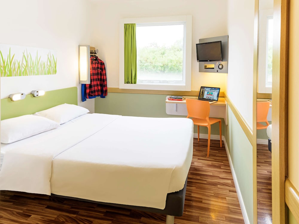 Ibis Budget Piracicaba 19/64