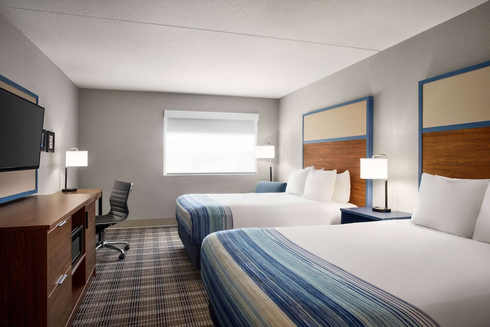 AmericInn by Wyndham Branson and Conference Center 28/62