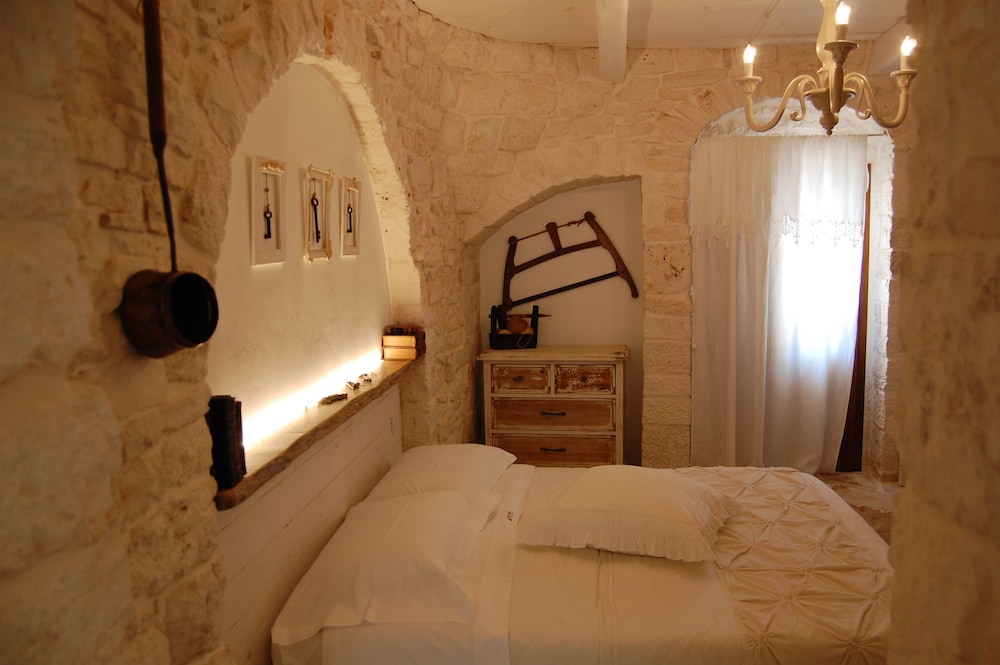 Trulli Holiday Albergo Diffuso 30/64