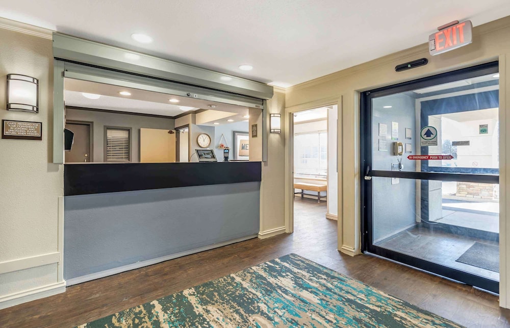 Extended Stay America - Chicago - Naperville - East 5/50
