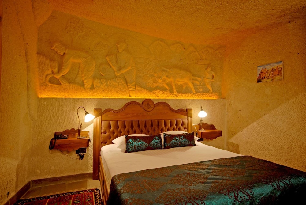 Miras Hotel 11/49