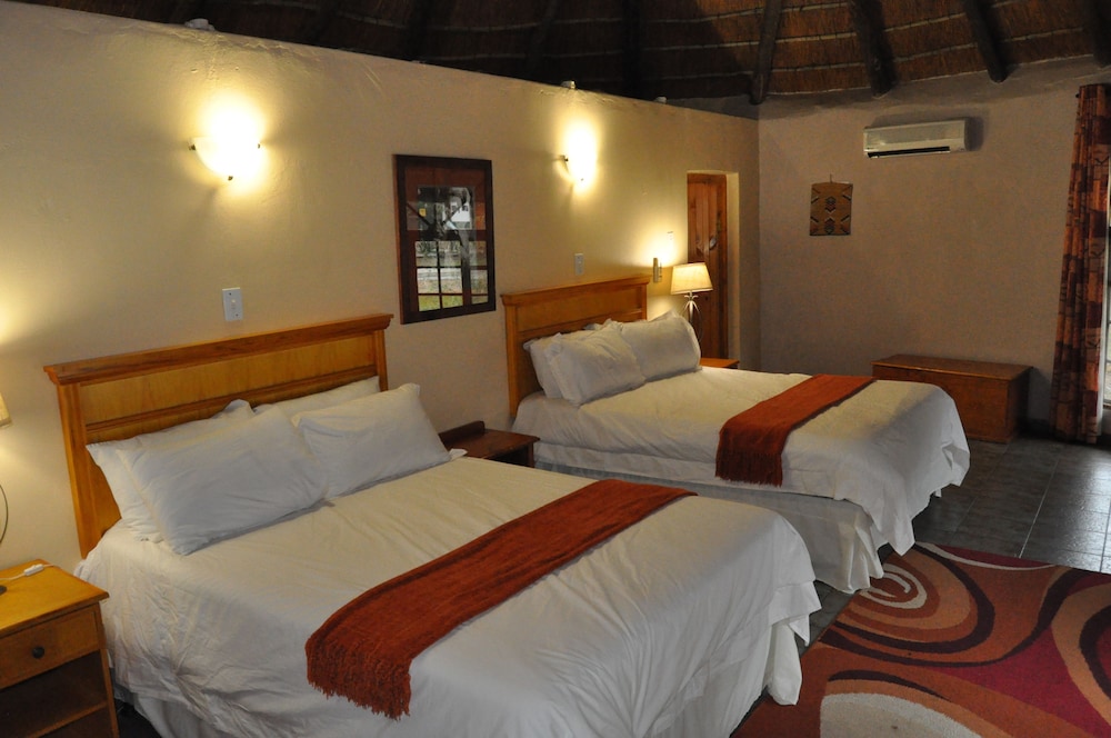 Gooderson Dumazulu Lodge and Traditional Village 5/50