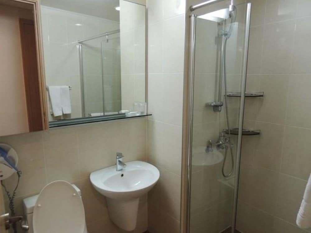 Mayhills Resort 50/50