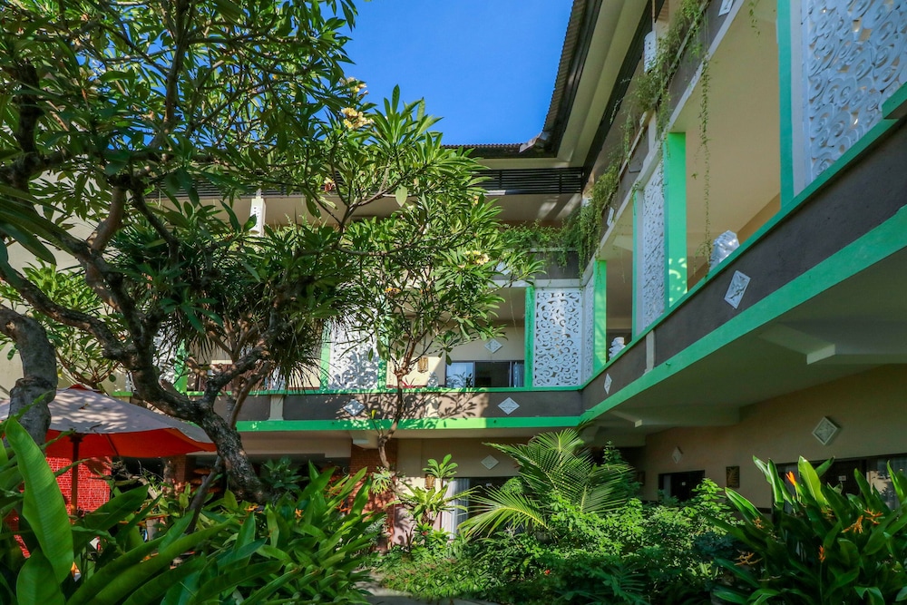 Capital O 1666 Grand Pudjawan Hotel Near Kuta Beach 44/50