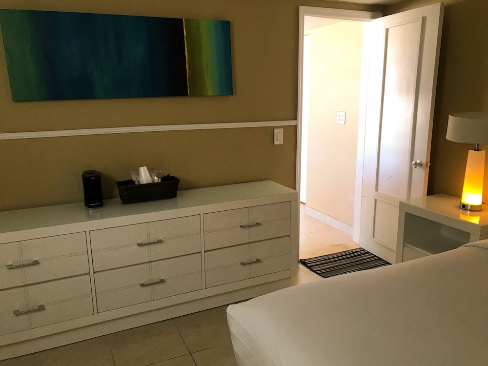 Haven Hotel Fort Lauderdale Airport 17/35