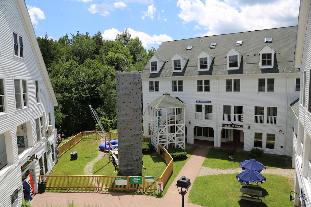 Black Bear Lodge 58/69