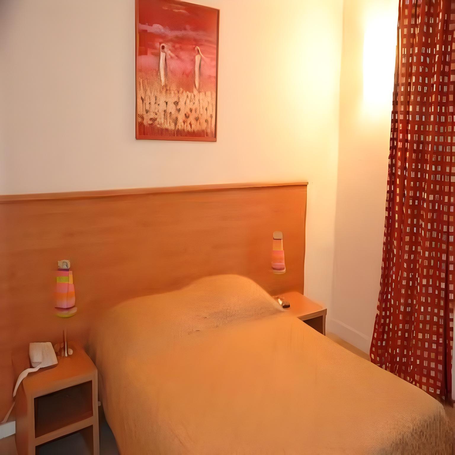 Room, King Bed