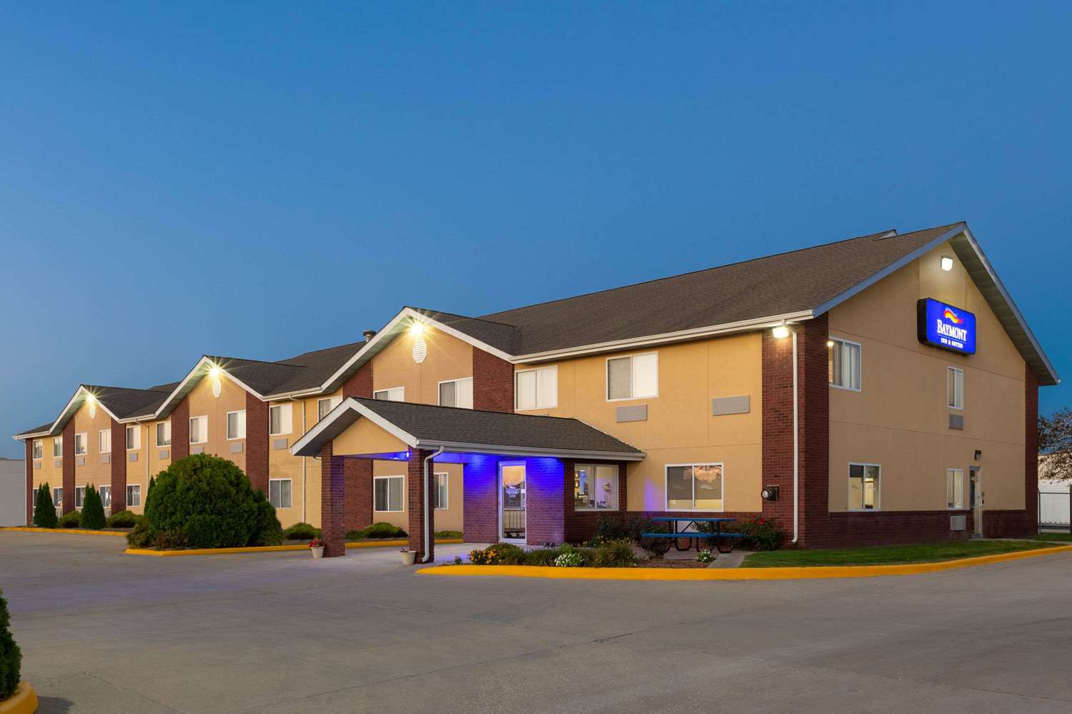 Baymont by Wyndham Fort Dodge 1/21