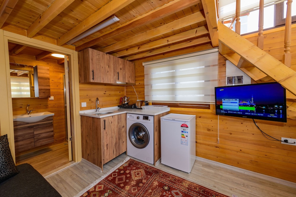 Anatolian Apartments 43/50