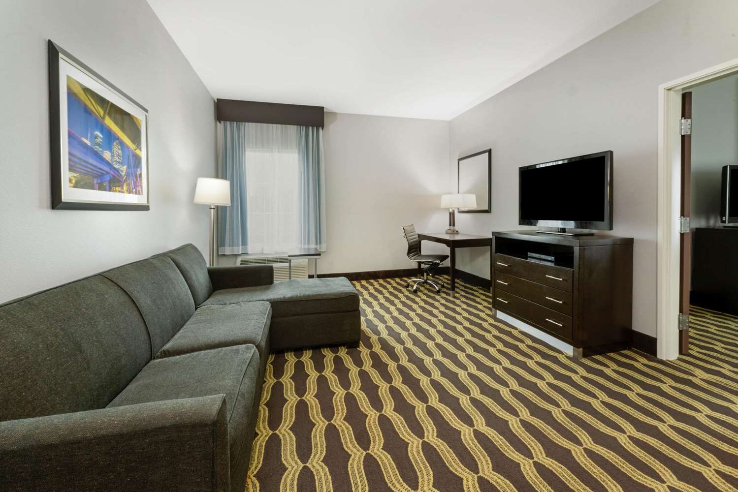 La Quinta Inn & Suites by Wyndham Houston Humble Atascocita 25/37