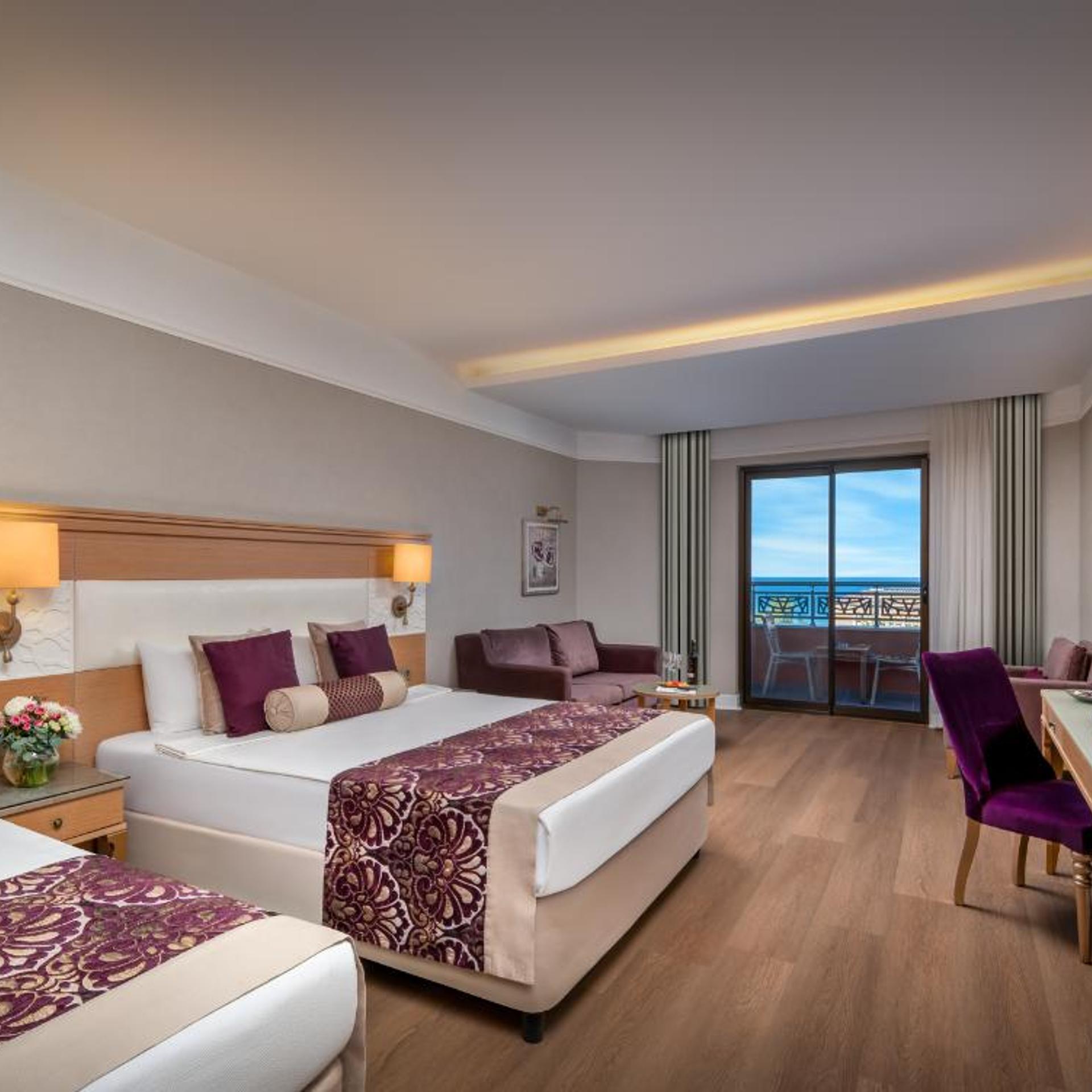 Comfort, Pool or Sea View
