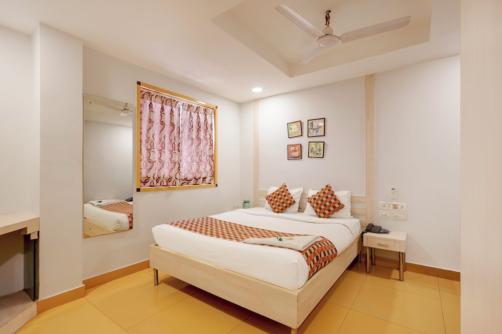 Oyo 3993 Hotel Churuwala Inn 33/54