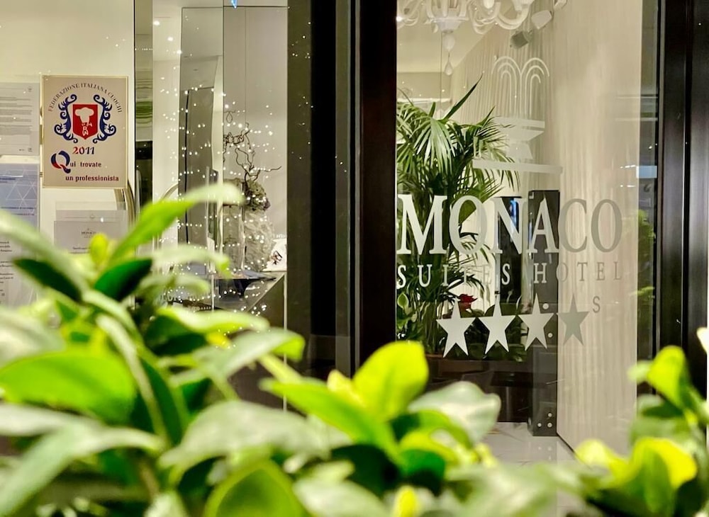 Hotel Monaco 4/50