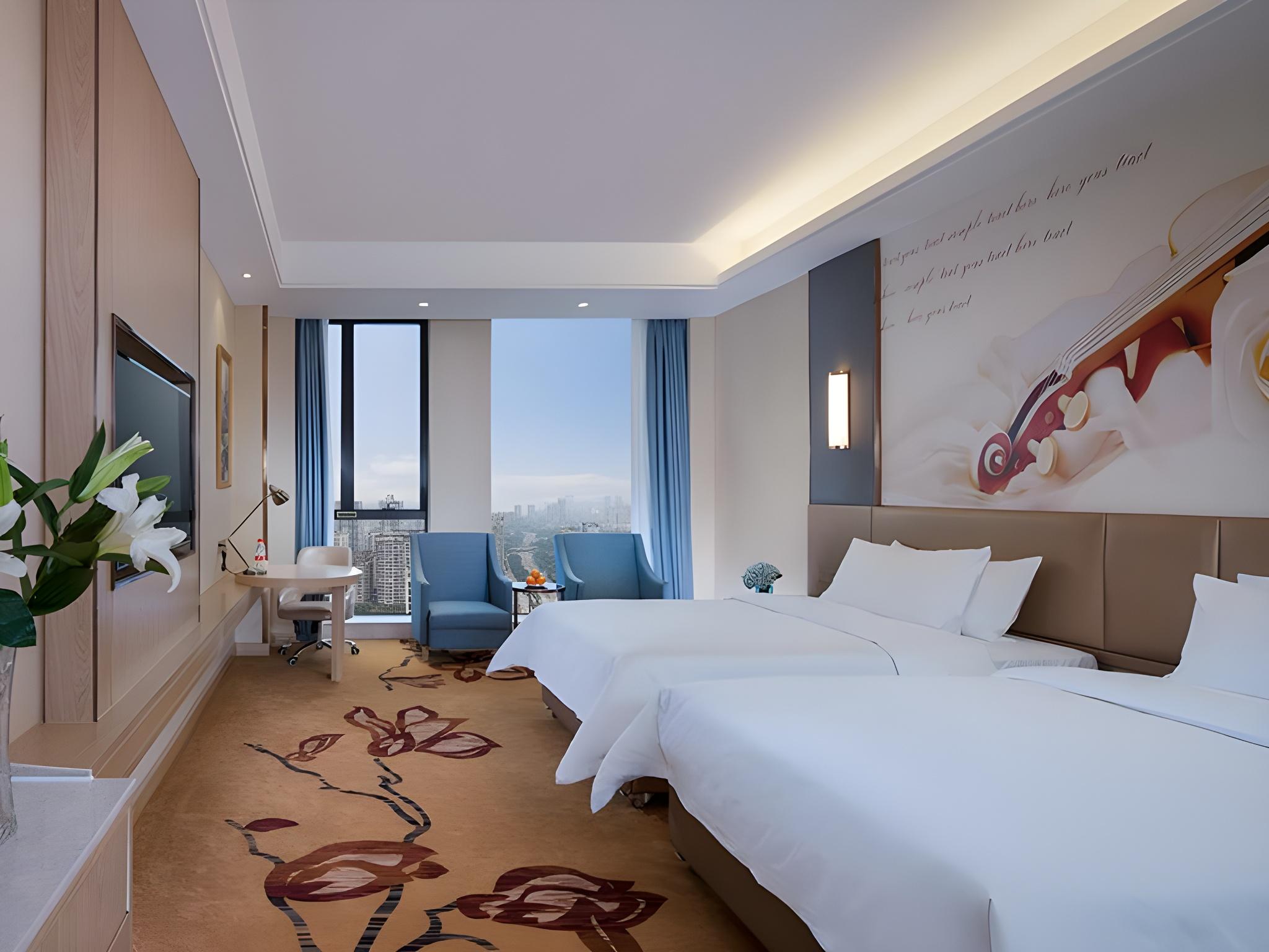 Vienna International Hotel (Chongqing Changshou High-speed Railway Station) 24/48