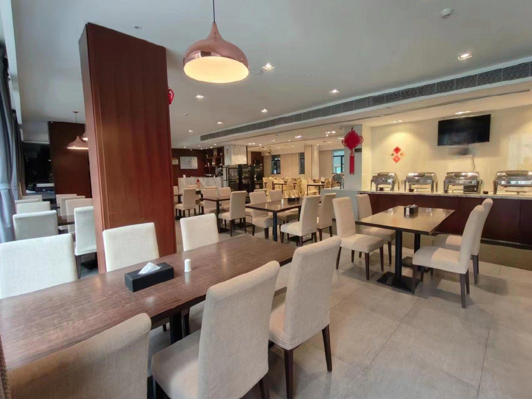 Phoenix Valley Holiday Hotel 34/41