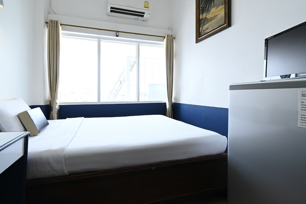 The Krungkasem Srikrung Hotel 17/65