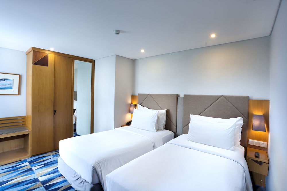 Swiss-Belhotel Pondok Indah 16/69