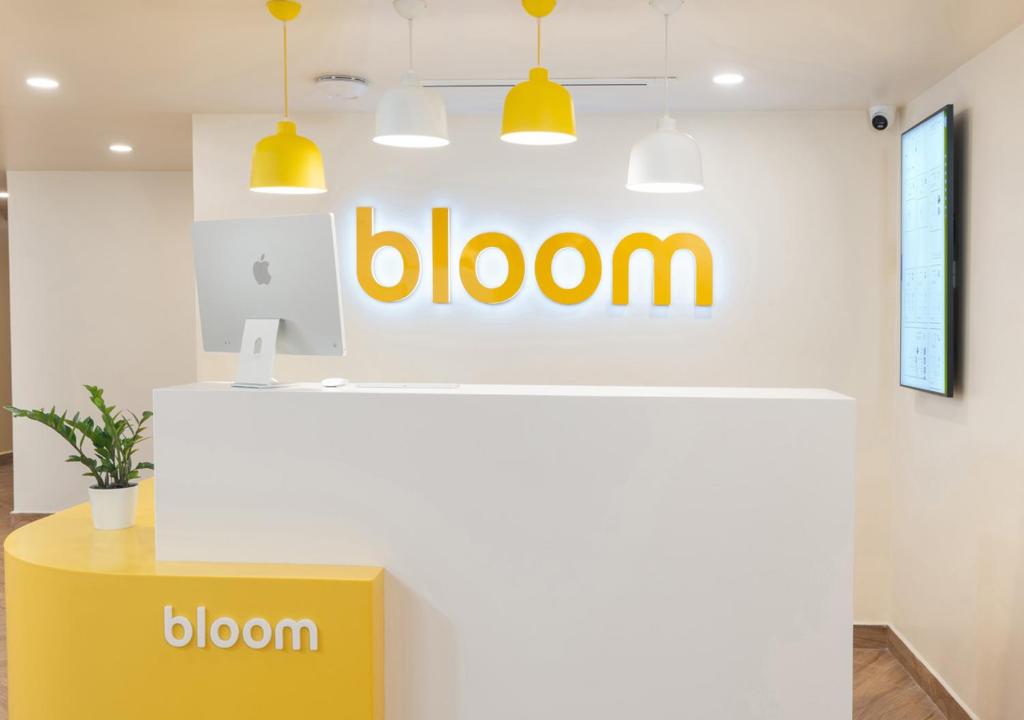 Bloom Hotel Dlf Road Gachibowli 4/17
