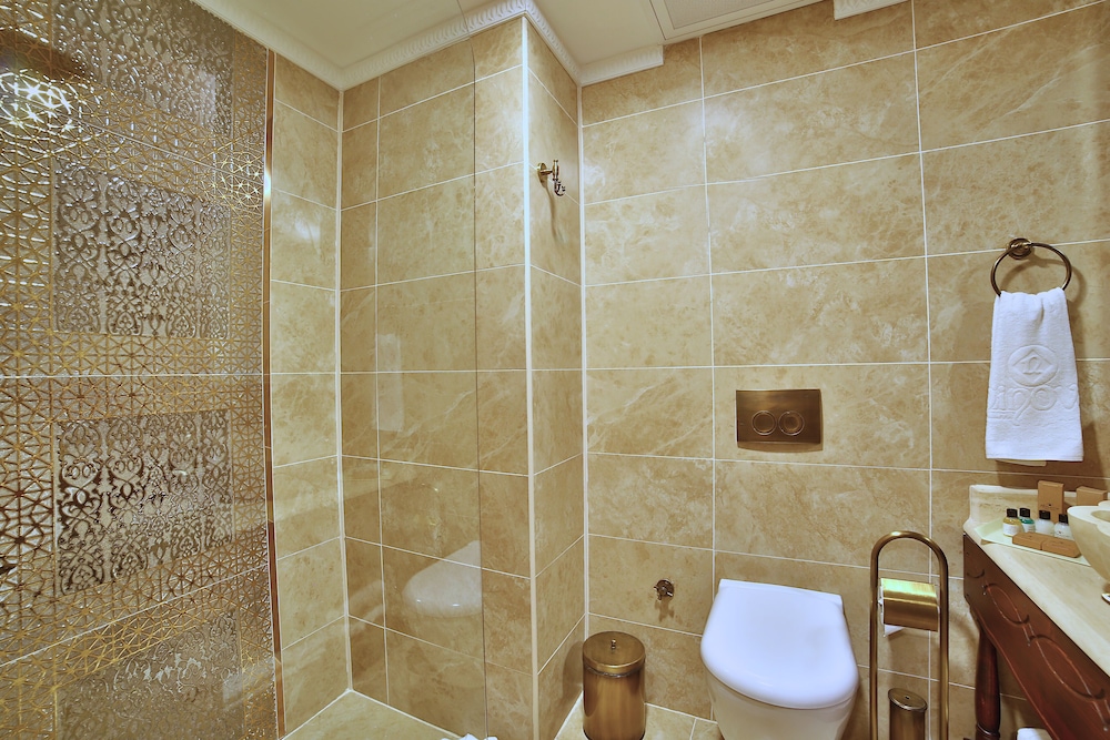 Kaya Ninova Hotel 46/50