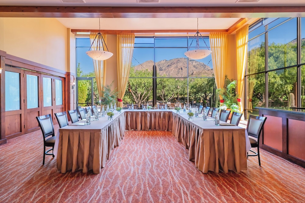 Ventana Canyon Club and Lodge 16/53