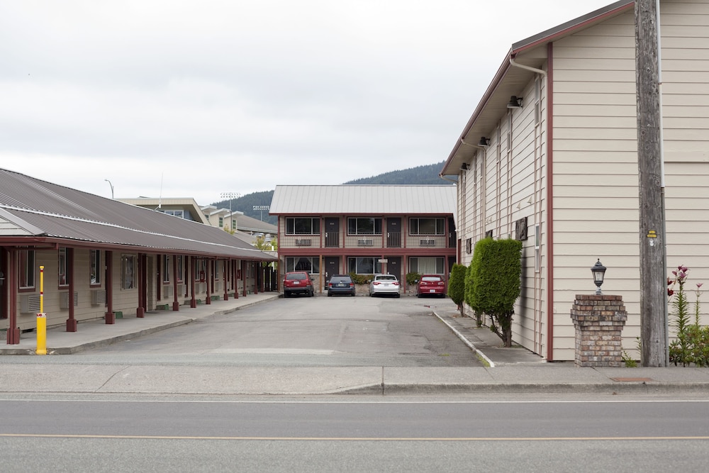 Forks Motel 39/50