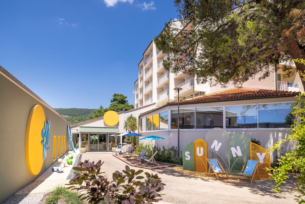 Sunny Rabac by Valamar 7/60