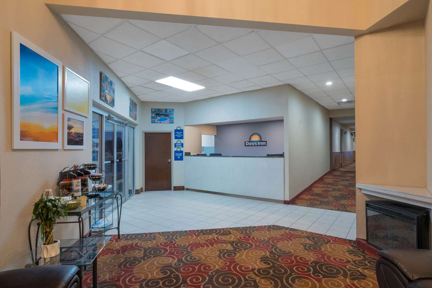 Days Inn by Wyndham Carlisle North photo3