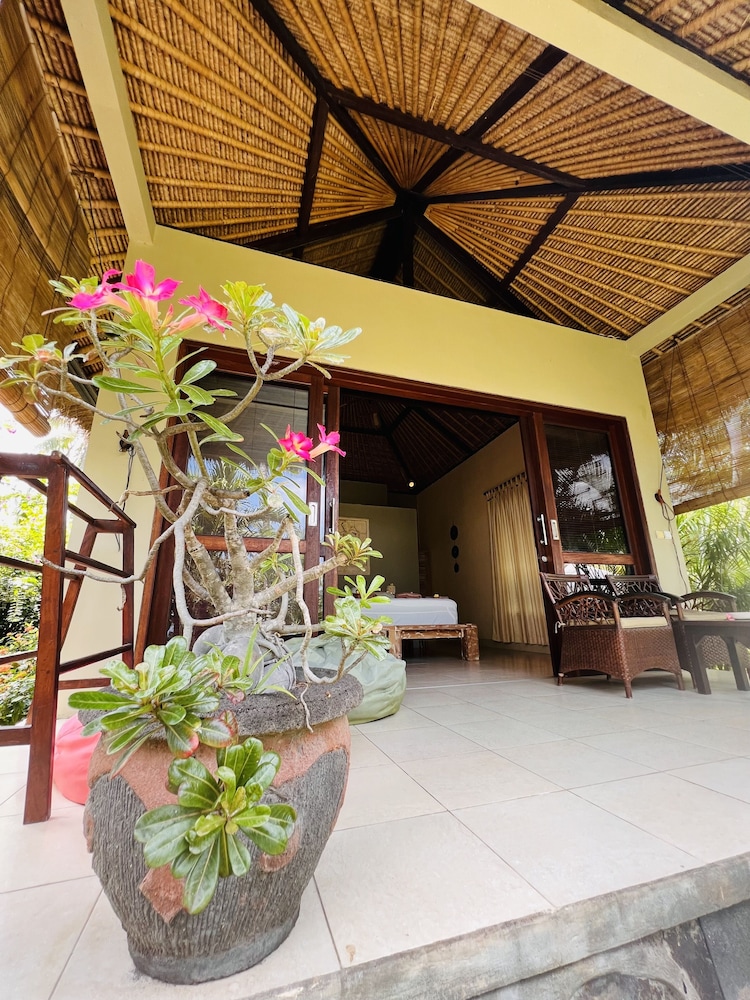 Relax Bali Dive & Spa Resort photo1