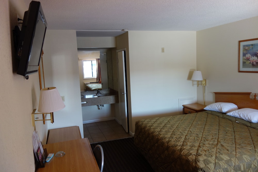 VIP Inn and Suites 10/40