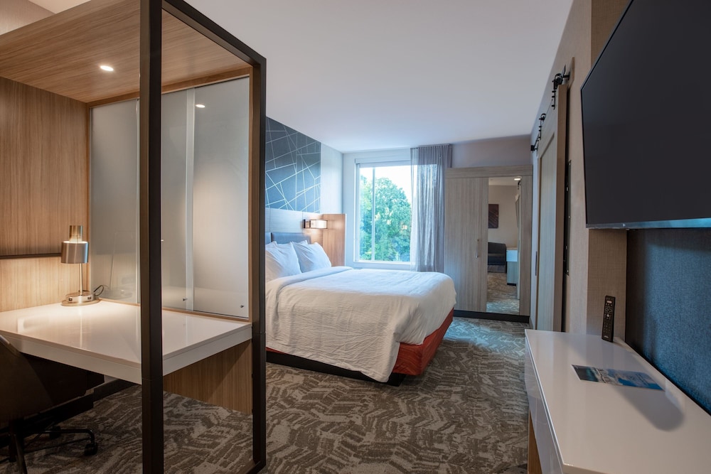SpringHill Suites Chester 45/46