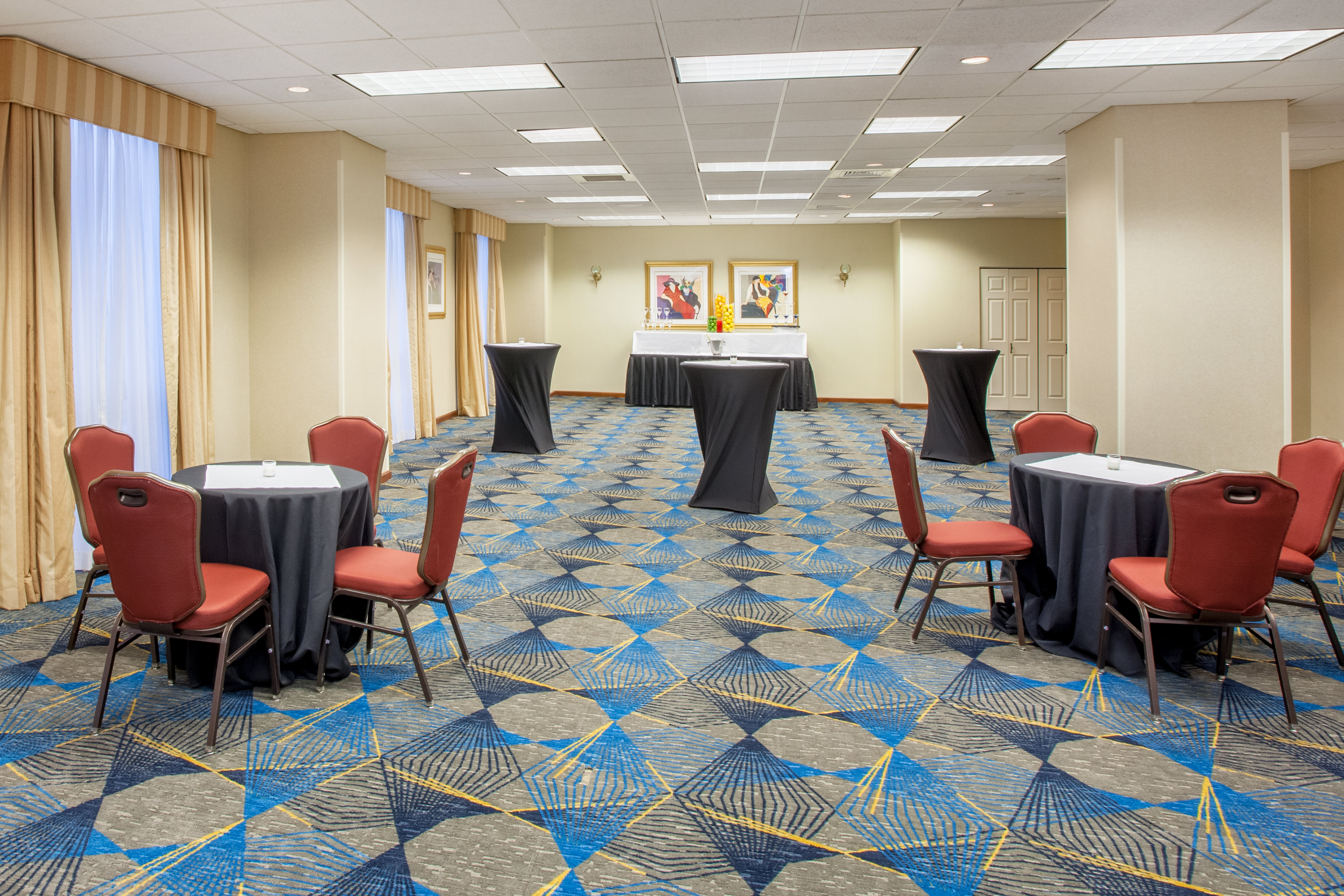 Crowne Plaza Springfield Convention CTR 69/77