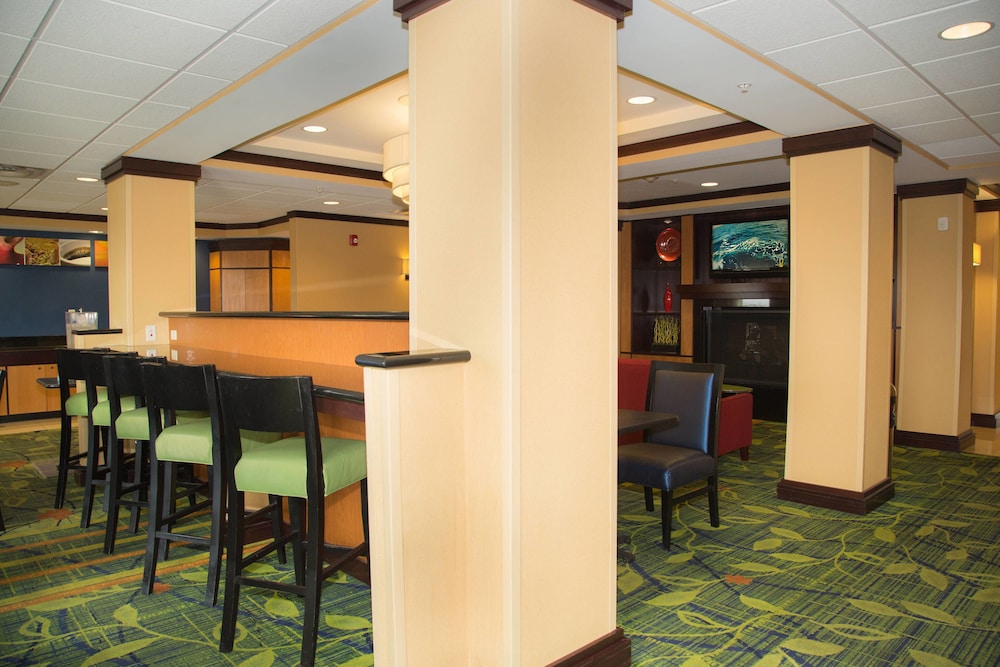 Fairfield Inn Suites By Marriott Morgantown 24/32